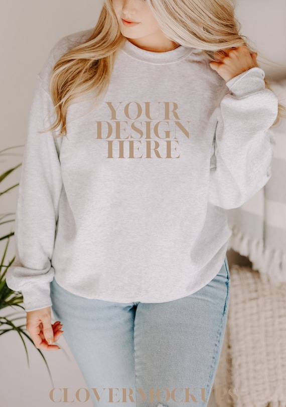 Gildan 18000 Crewneck Sweatshirt Mockup - Model Mock up - Trendy Mock Up - Gildan Ash Mockup, Oversized Mock up - Ash Sweatshirt