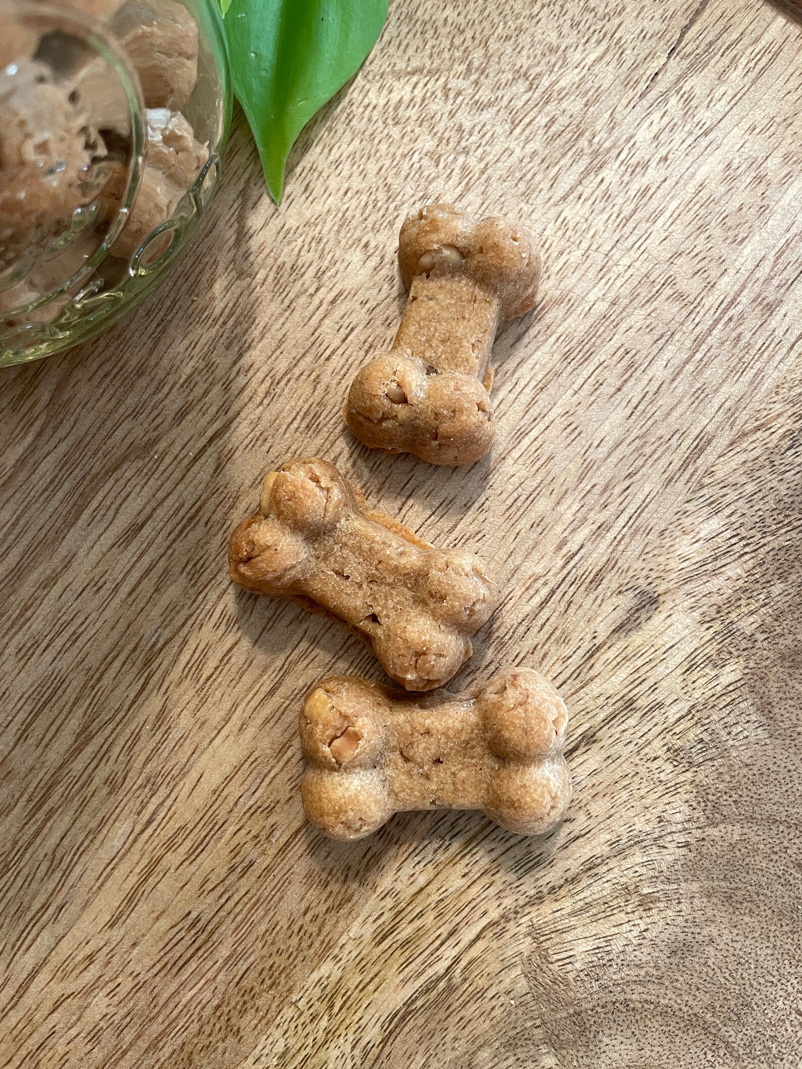 Peanut Butter & Banana Dog Treats. All Natural, Healthy, Home Made ... - Peanut Butter Banana For Dogs Thyroid Problems