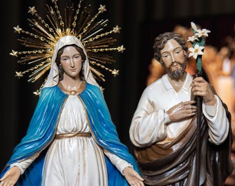 Hand-Painted Saint Joseph and Virgin Mary Statue Set - Virgin Mary Catholic Gifts Christian Decor Religious Gifts for Women & Men Home Decor