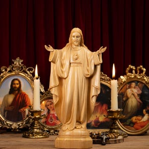 Sacred Heart of Jesus Holzstatue Christus der König Statue Jesus Figuren Katholische Geschenke für Mama & Papa Christliche Dekoration für Zimmer, Küche Zuhause