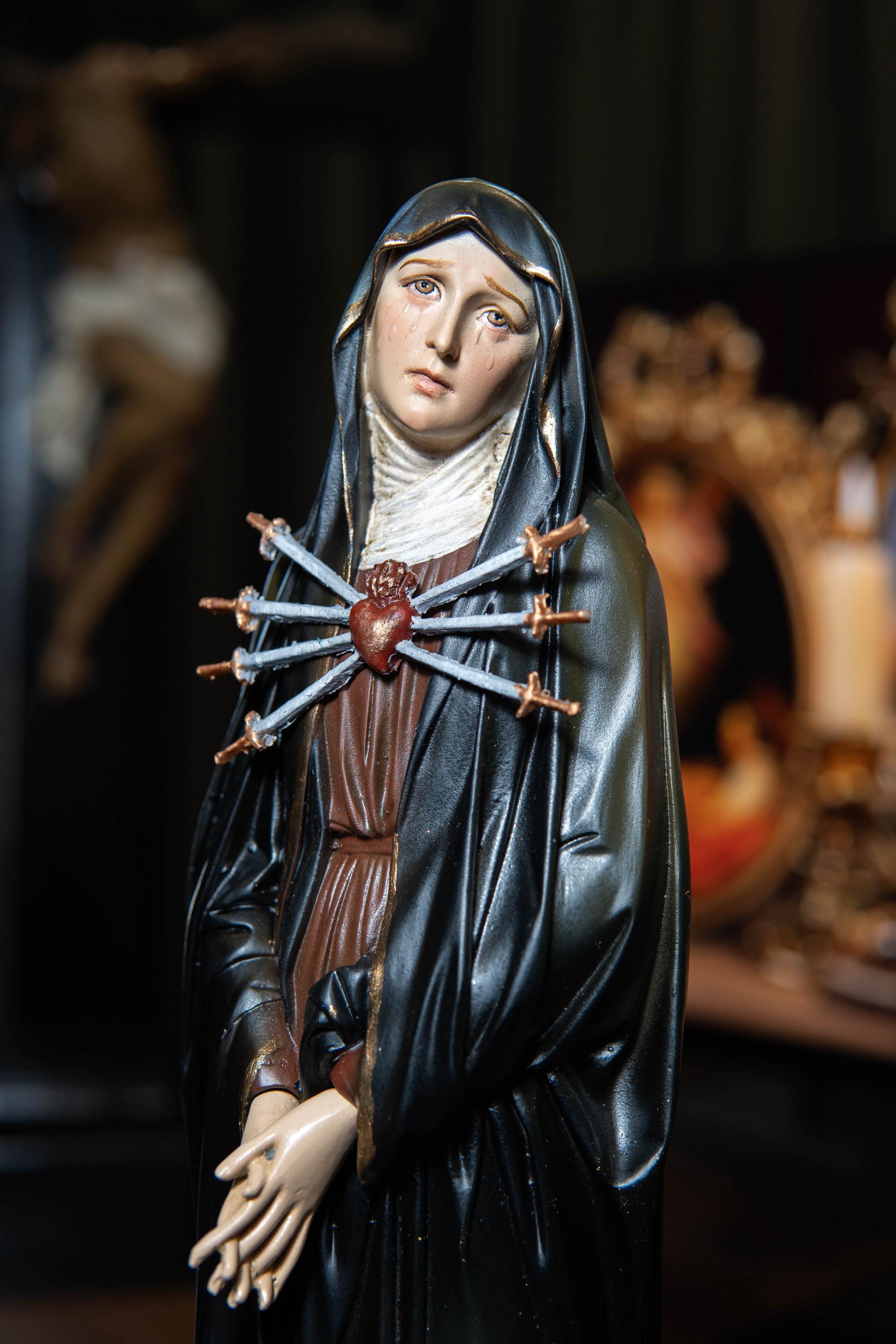 Our Lady of Sorrows Statue Black Cloak With Seven Swords– Virgin