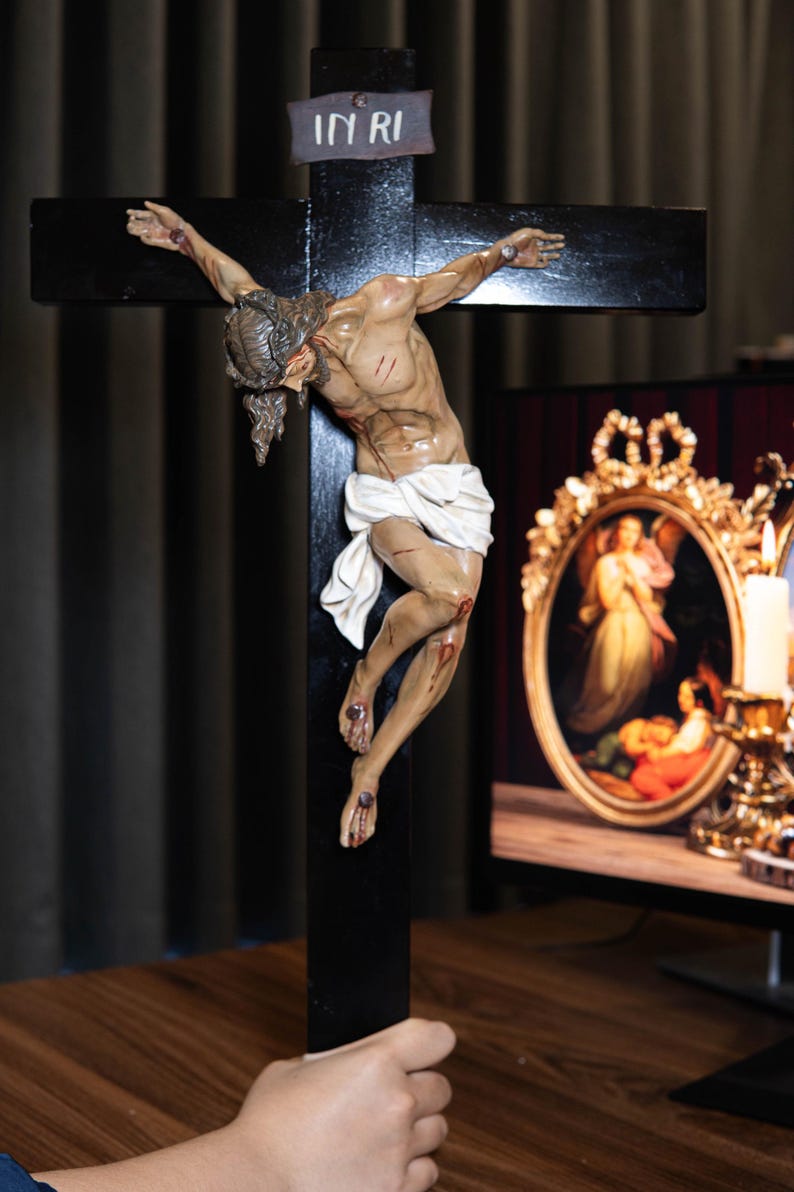 Hand-Painted Jesus Crucifix Wall Cross 55cm – Sacred Wall Hanging Cross, Religious Jesus Wall Art, Catholic Crucifix Decor, Christian Gifts
