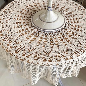 Handmade Round Crochet Cotton Tablecloth, Farmhouse Lace Tablecloths for Wedding