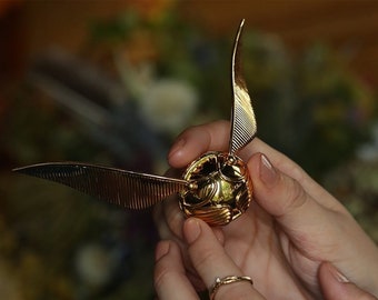 Golden Snitch Ring Box - Golden Snitch Ring Holder - Wedding Proposal and Engagement Ring Box
