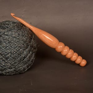 Handmade Beechwood Crochet Hook: Ergonomic Knitting Needle, 7 Inch