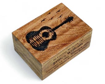 Urne faite main pour cendres humaines, conception de guitare, urne en bois pour animaux de compagnie, boîte à cendres, urne funéraire commémorative, boîte à souvenirs pour urne à cendres, urne personnalisée