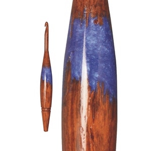 Handmade Rosewood Crochet Hook: Ergonomic Knitting Needle, 7 Inch