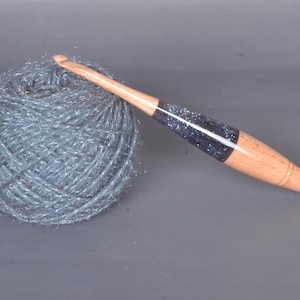 Agulha de crochê de resina de faia feita à mão: agulha de tricô ergonômica