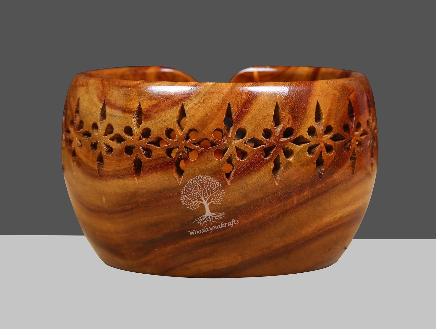  Little World Yarn Bowl - Wooden Yarn Bowls for Crocheting with  Holes, Preventing Slipping and Tangles, Handmade Craft Knitting Bowl  Mothers Day Gift for Knitting Lovers (Chestnut)