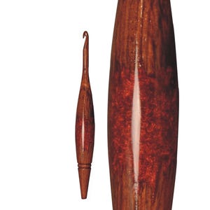 Handmade Rosewood Crochet Hook: Ergonomic Resin Handle, 7 Inch