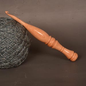 Handmade Beechwood Ergonomic Crochet Hook: 7&quot; Knitting Needle