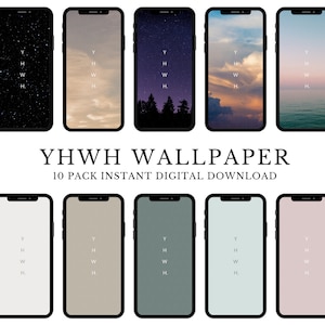 Może przedstawiać: Dziesięć tapet na telefon z minimalistycznym wzorem, na którym widnieje skrót "YHWH" w białym kolorze na różnych tłach, w tym nocne niebo pełne gwiazd, chmury, las, zachód słońca i plaża.