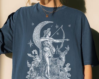 Artemis Comfort Colors® T-Shirt - Greek Mythology Unisex Tee, Goddess Artemis Shirt, Vintage Style Top, Dark Academia Tee, Bookish Gifts