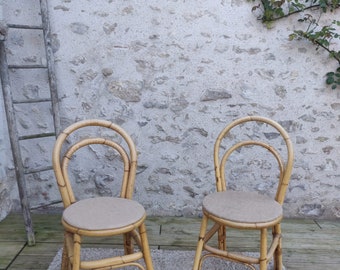 Paire de chaises anciennes