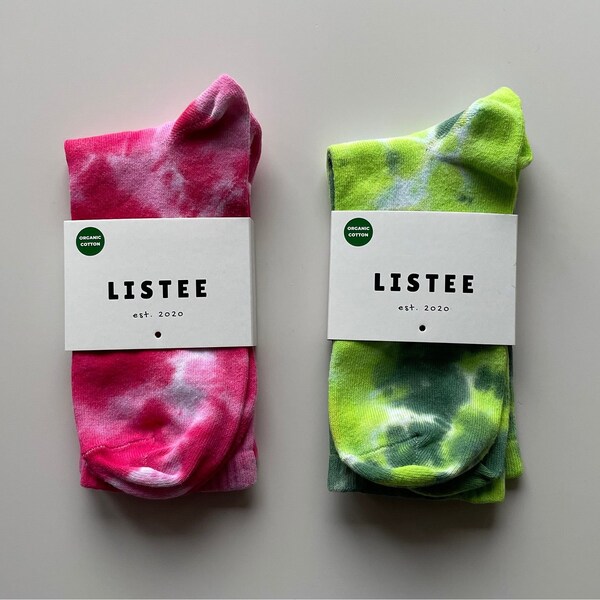 maggie's tie dye socks