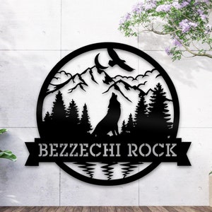 Personalized Howling Wolf Sign, Wolf Ranch Sign, Wolf Outdoor Decor, Mountains Trees Nature Scene, Wolf In The Wild Sign, Wolf Lawn Décor