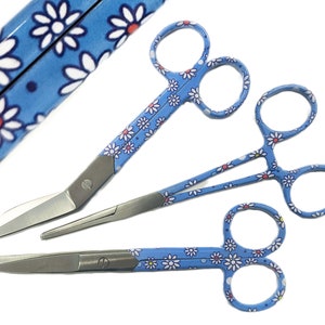 Nursing scissors set - bandage scissors + kocher + surgical scissors - nurse gift set - flowers - Dazzeling Daisies