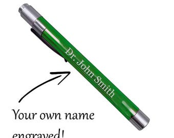 Personalized LED medical PENLIGHT - Green/Black/Red/Silver - Nurse Gift - Graduation Nurse Doctor - Eye Lamp