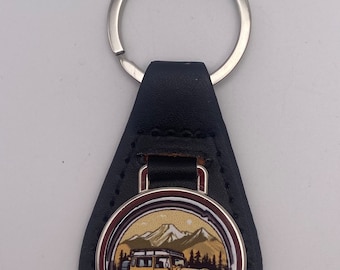 Off roading keyring, landrover gift ideas, Father’s Day, leather fob keyring.