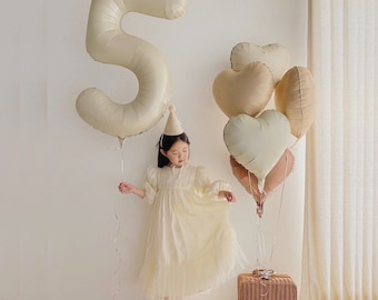 32 inc/80cm Jumbo number balloons Birthday Age/Anniversary balloon Heart/Round shape Cream/Beige/Brown color luxurious/ins style for party