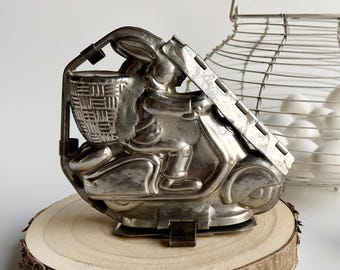 Old chocolate mold &quot;Rabbit on Vespa&quot; - rare