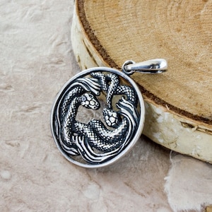 Pendentif en argent Ouroboros, collier Ouroboros en argent sterling 925, symbole antique serpent, pendentif Uroboros, breloque serpent Ouroboros