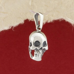 Skull Silver Pendant, Skull Necklace, Skull Charm Sterling 925 Silver, Memento Mori Necklace, Gothic Jewelry, Punk Jewelry
