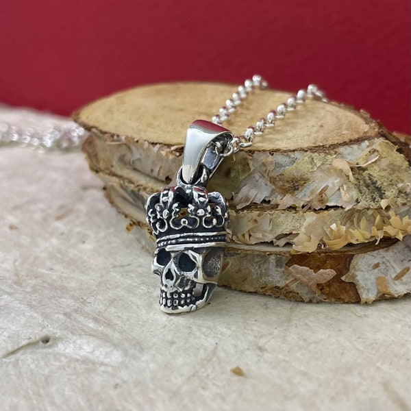 Crown Skull Silver Pendant, Crown King Skull Necklace, Sterling 925 Silver Royal Crown Skull Pendant, Punk Skull Necklace, Gothic Jewelry