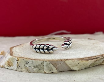 Wheat Silver Ring, Sterling 925 Silver Twig Wheat Ring, Adjustable Ring, Grain Ring, Wheat Leaf Ring, Plant Jewelry