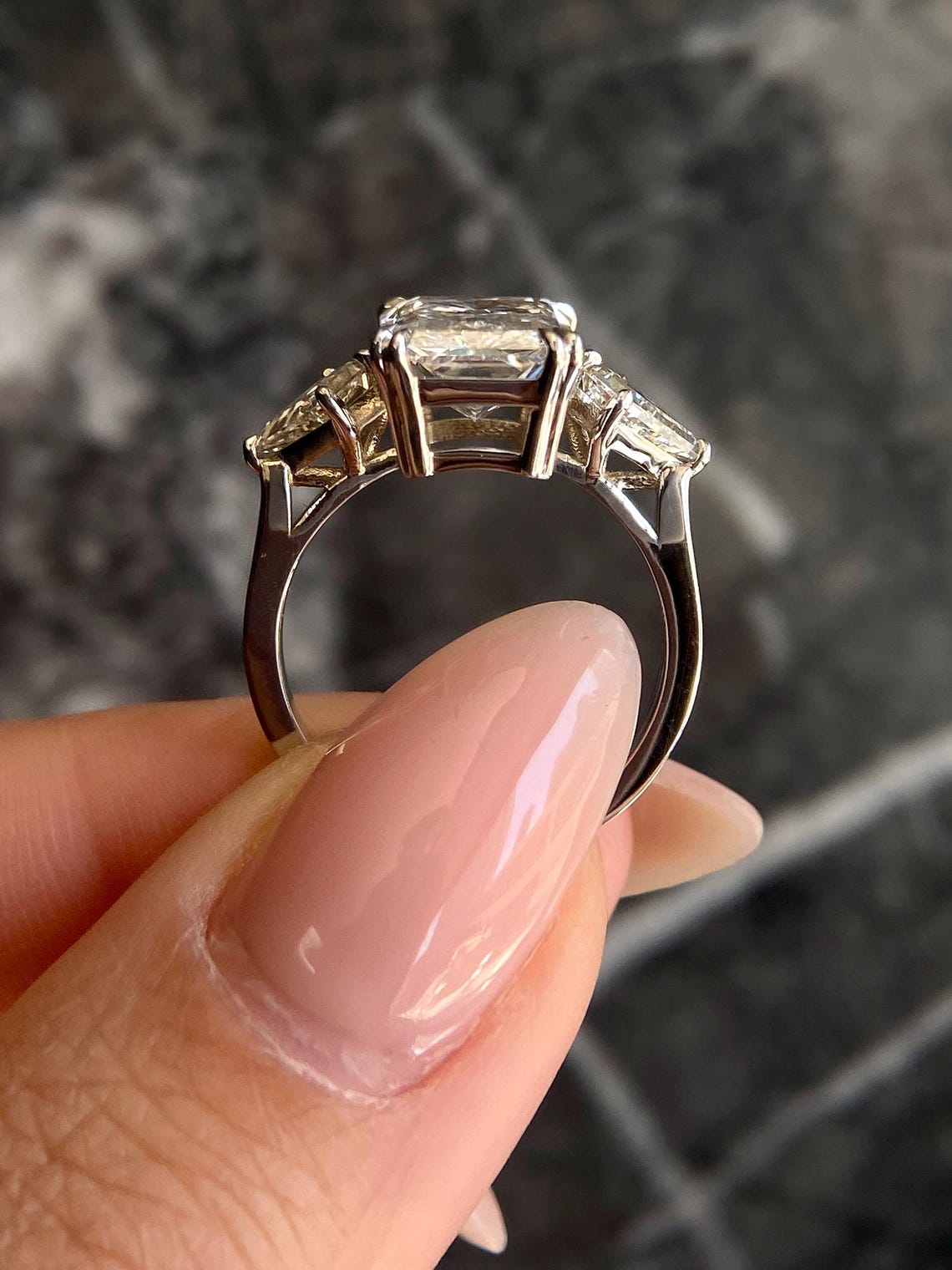 Radiant Cut 5.5 Carat IGI Certified E Color VVS2 Clarity Lab Grown ...