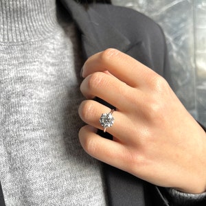 RARE  D Color VVS2 Clarity Round Cut 4 Carat IGI Certified Lab Grown Ideal Cut Diamond Solitaire Engagement Ring Handmade of Solid 14k Gold