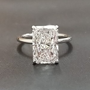 Radiant Cut 4 carat IGI Certified CVD Lab Grown Diamond F color VS1 clarity Elongated Radiant Diamond Handmade Solitaire Engagement Ring