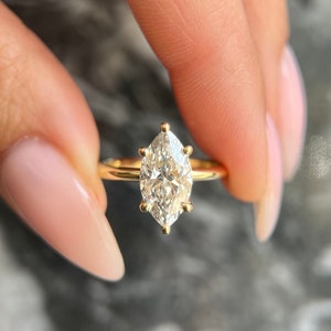 Marquise Cut 2 Carat D Color VVS2 Clarity IGI Certified Lab Grown Diamond Solitaire Engagement Ring 14k Gold - 6 prongs