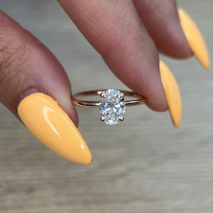 Oval 1 Carat D Color VVS1 Clarity IGI Certified Lab Grown Diamond Solitaire Engagement Ring Handmade of 14k Gold