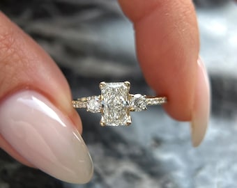 Buy Radiant Cut Carat IGI Certified D Color VVS1 Clarity Lab