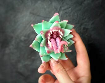 Brooch pendant mug carnivorous toothy flower predator