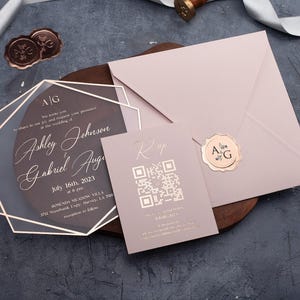 Ensemble d'invitations rustiques en acrylique or rose, invitation en acrylique avec feuille d'or rose, invitation personnalisée en acrylique transparent avec carte QR Code Rsvp, rose