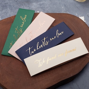 Anneau de ventre élégant en feuille d'or pour faire-part de mariage - Anneaux de calligraphie personnalisés - Accessoires de papeterie de mariage de luxe