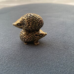 2PCS Hedgehogs Figurine Ram Brass  Animal Figure Brass Figurines Miniature Collectible Gift Tiny Metal Decorative Trinket Brass Paperweight