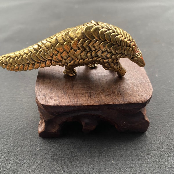 Pangolin Figurine Ram Brass Small Animal Figure Brass Figurines Miniature Collectible Gift Tiny Metal Decorative Trinket Brass Paperweight