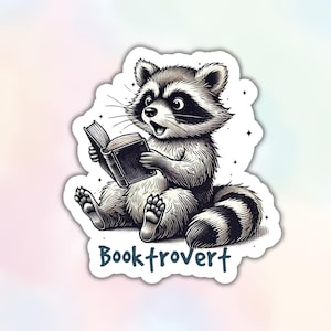 Sticker raton laveur Booktrovert, sticker amoureux des livres mignon, cadeau rat de bibliothèque pour Kindle, gourde imperméable à l'eau pour ordinateur portable livresques sticker découpé