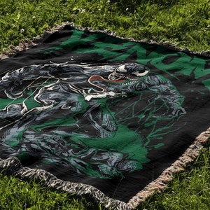 Venom Hand Woven Cozy Blanket | Spiderman Marvel Tapestry Throw | Snuggle Blanket & Woven Wall Hanging image 4