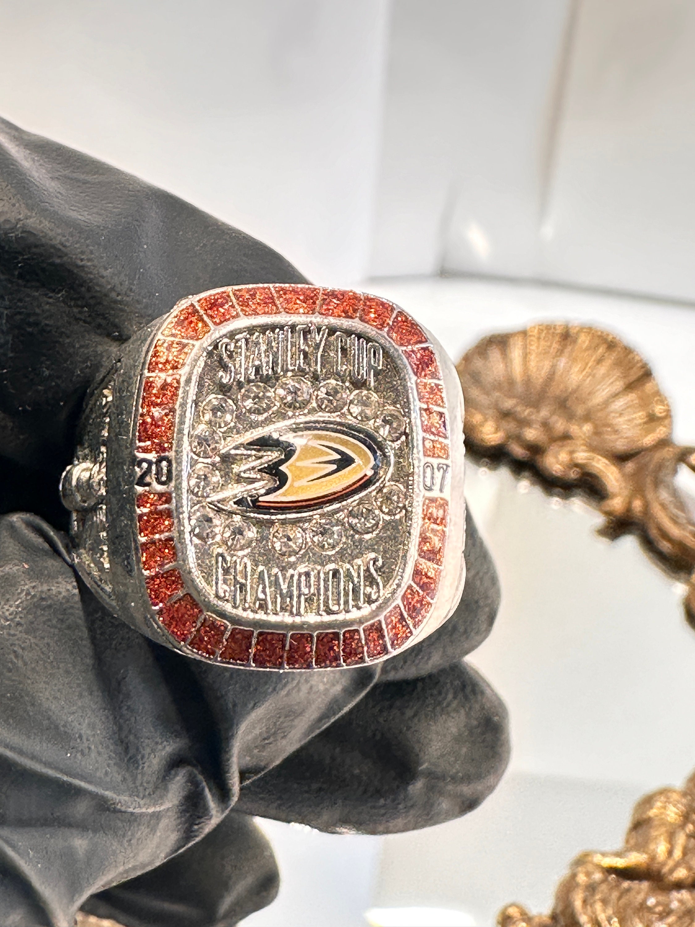 Ducks stanley cup ring deals