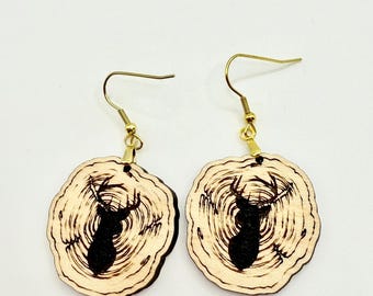 Rustic Deer Silhouette Wood Slice Earrings – Laser Engraved Nature Jewelry