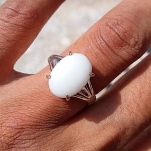 White Coral Ring, 925 Sterling Silver Ring, Large Coral Gemstone Ring, Dainty Silver Ring, Handmade Jewelry, Gift for Mom, Coral Jewelry
