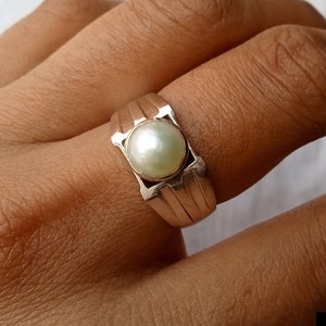 Round Shape Pearl Men Ring, 925 Silver White Pearl Ring, Dainty Pearl Men's Ring, Handmade Mens Ring, Bezel Set Ring, Silver Gift for Him