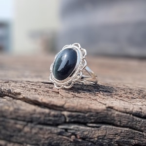 Women Blue Tiger&#39;s Eye Ring, Oval Shape Blue Tiger Eye Gemstone Ring, 100% Natural Tiger Eye Jewelry, Boho Ring, Statement Ring, Dainty Ring