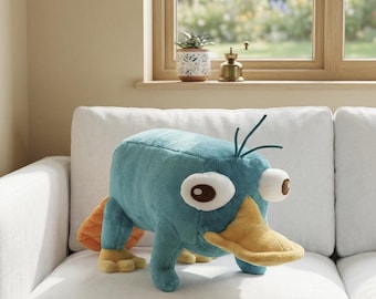 Anime Näbbdjur Plysch, Mjuk Gosedjursdocka (28 cm)