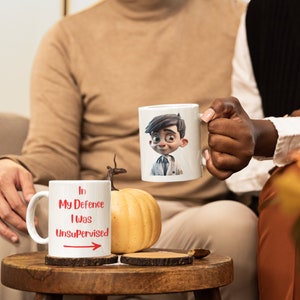 Mug en céramique 11 oz In My Defence, Mug espiègle, Aventures sans surveillance, Mug humour, Mug espièglerie, Manigances sans surveillance, Mug enfreignant les règles
