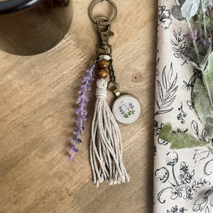 Boho Lavender Embroidery Keychain, Tassel Keychain, Purse Charm with Lavender, Purse Accessory, Modern Decor, Gift